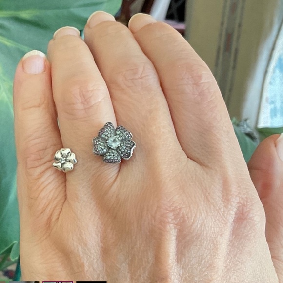 Pandora flower ring - Picture 4 of 5